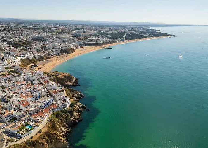 Baleeira Sea View Apartment