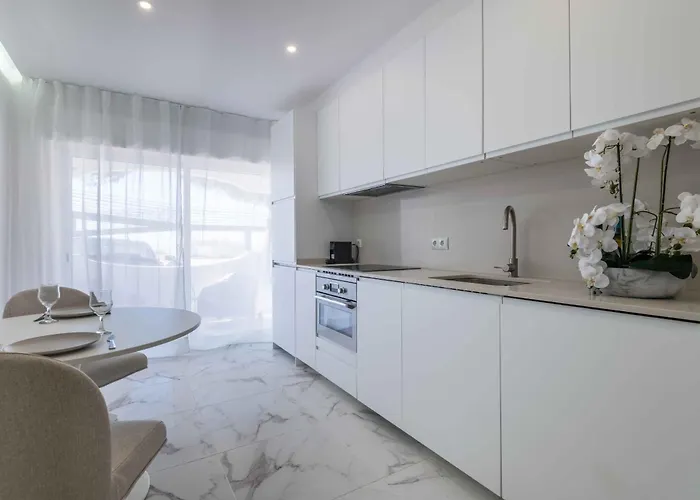 Apartment Baleeira Sea View *