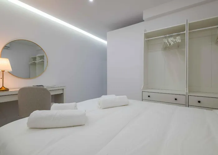 Apartment Baleeira Sea View