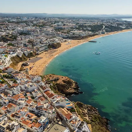 Baleeira Sea View البوفيرا