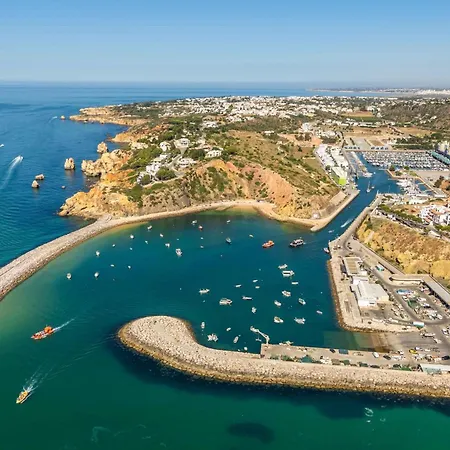 Baleeira Sea View شقة *